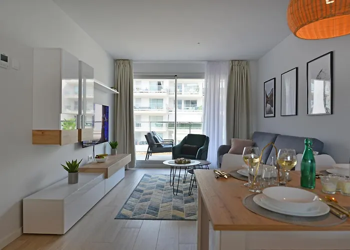 Marina Real By Nras * دينايا